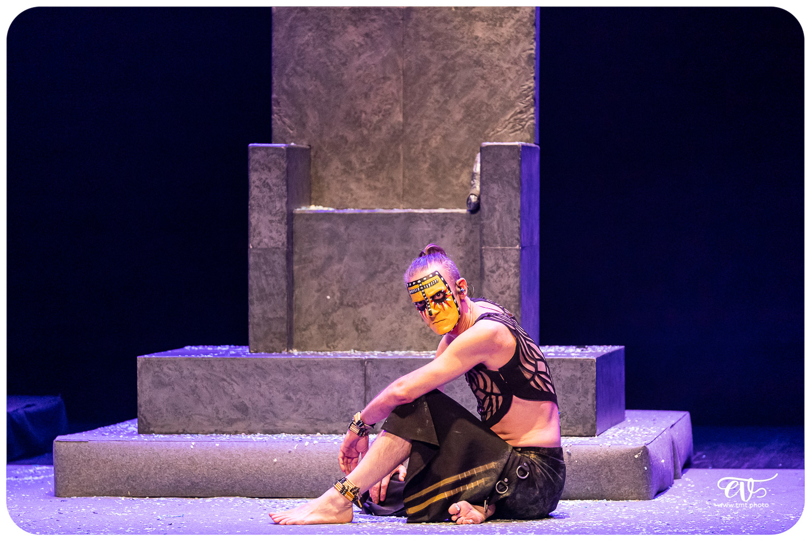 THE PRIMITALS (YLLANA & PRIMITAL BROTHERS)